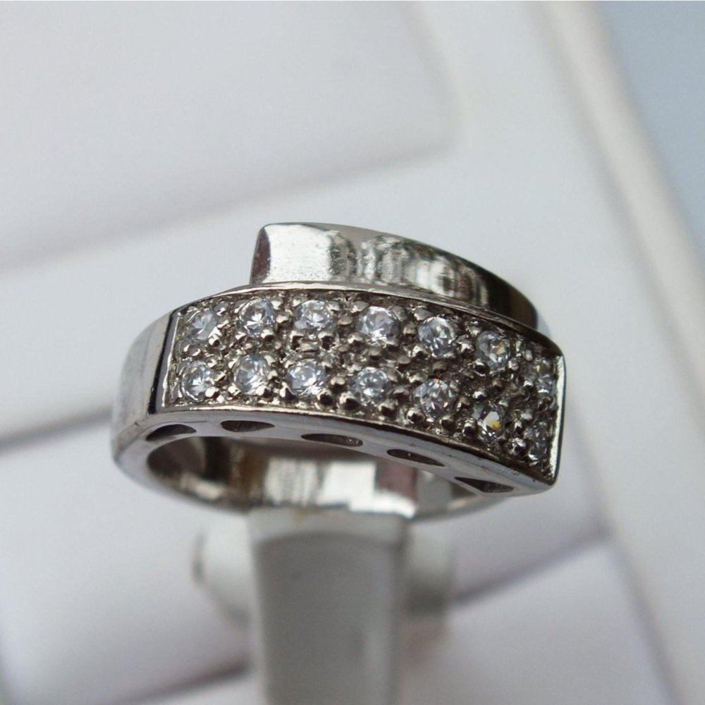 Charming Women's Silver CZ Ring With Wrap Around Design, Size 8